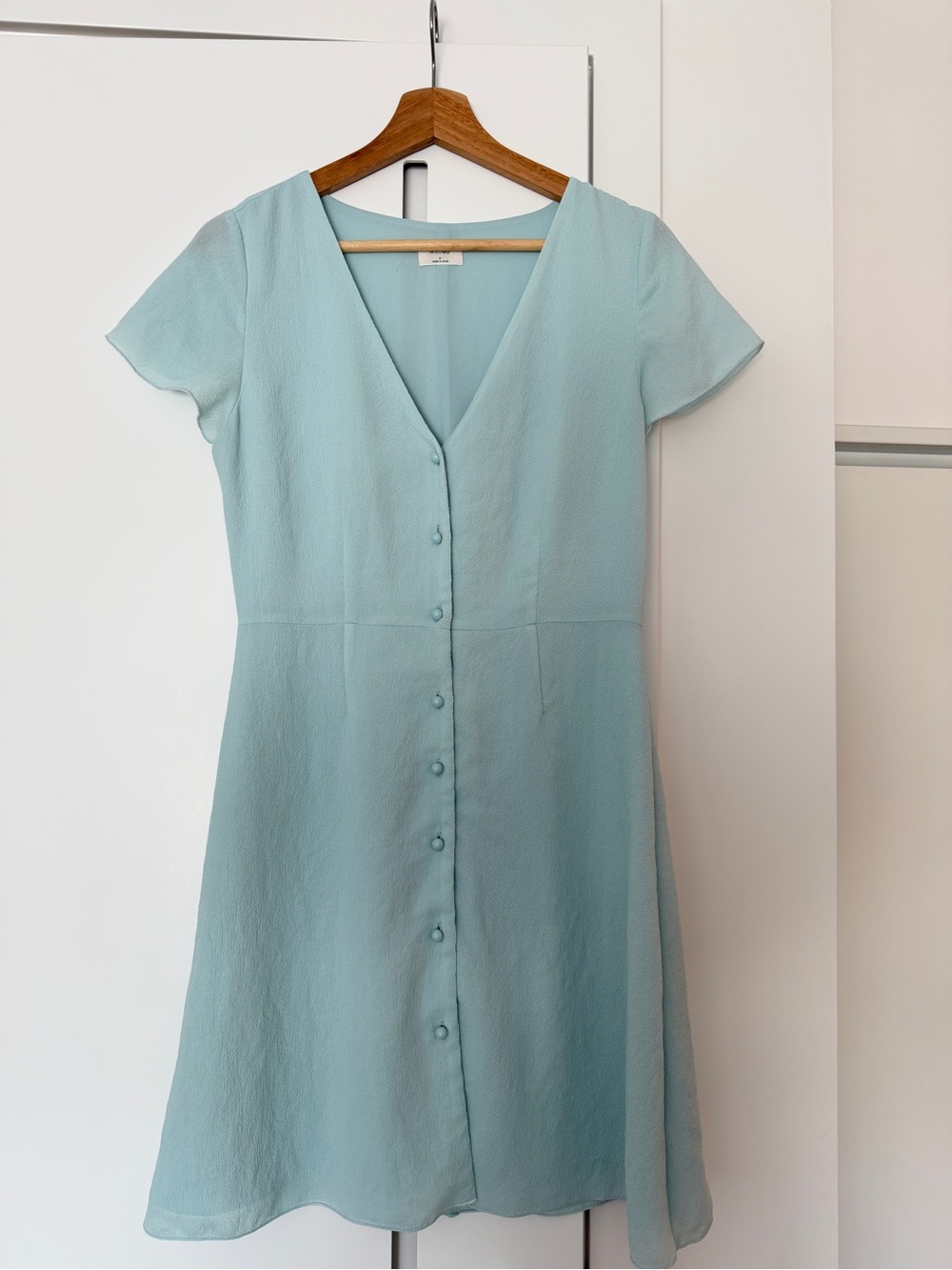 Aritzia Wilfred Button-Front Dress